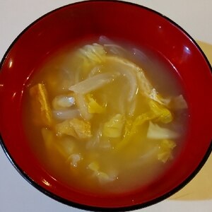 春キャベツたっぷり☆玉ねぎと薄揚げの味噌汁
